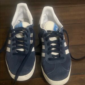 Adidas Men's Dark Blue and White Sneakers size 10.5